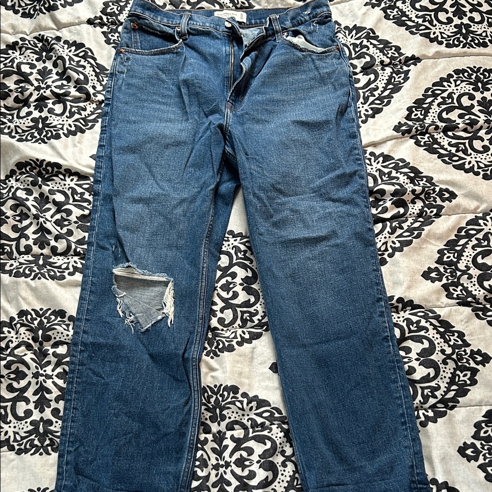Abercrombie & Fitch Relaxed Blue Jeans with Ripped Detail